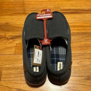 NWT Dearfoams Men’s Slippers
